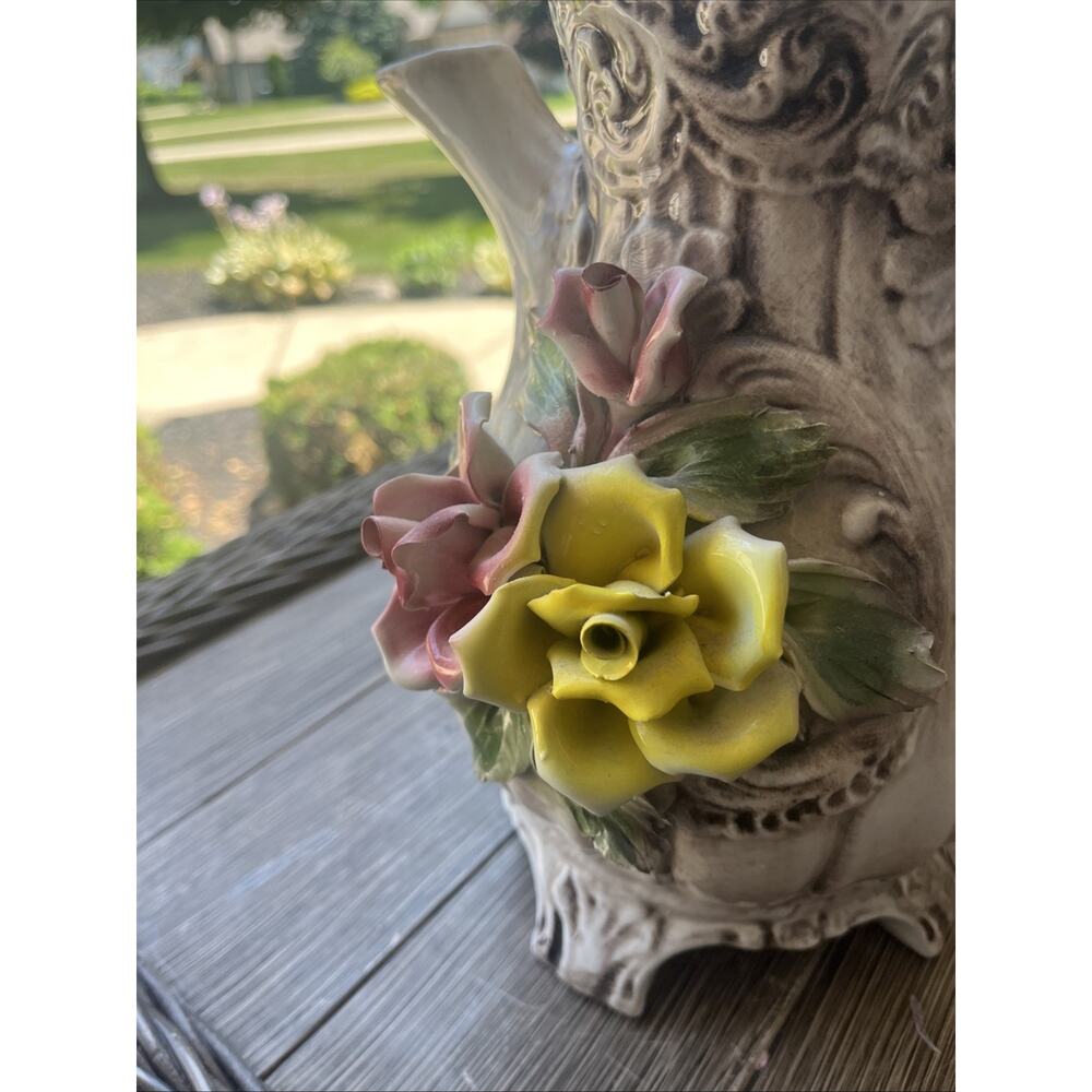 Capodimonte Porcelain Flower Pitcher With Lid Made In Italy. Pink Flower Is Chip - Picture 6 of 15